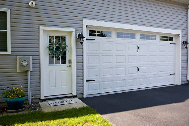 24/7 Emergency Garage Door Panel Replacement experts in Maiden, NC
